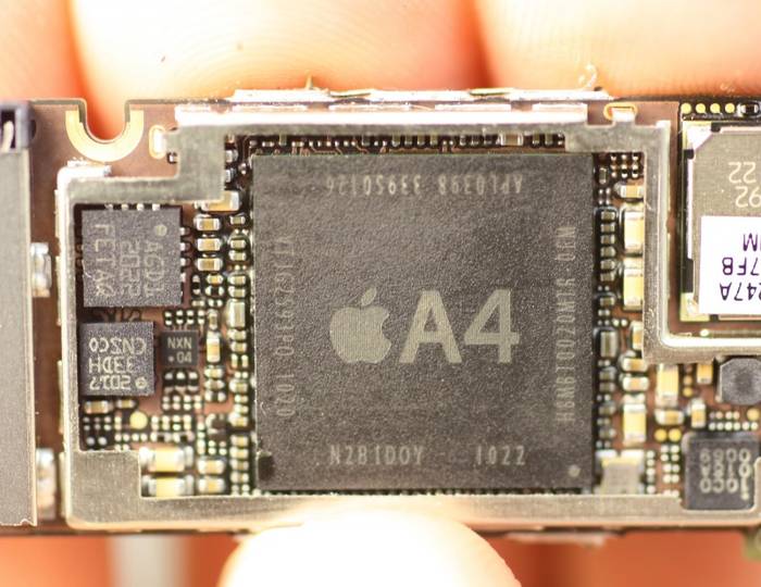 Что делАть, если iPhone 4 постоянно перезагружается