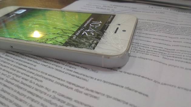 Что делАть, если iPhone 4 постоянно перезагружается