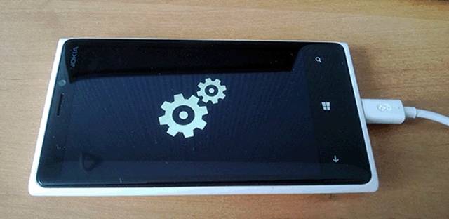 Что делать, если не включается смартфон на Андроид