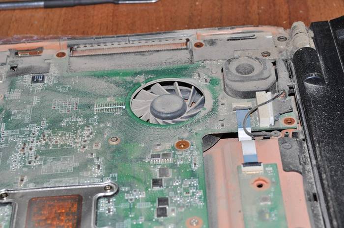 Что делать, если ноутбук сам перезагружается