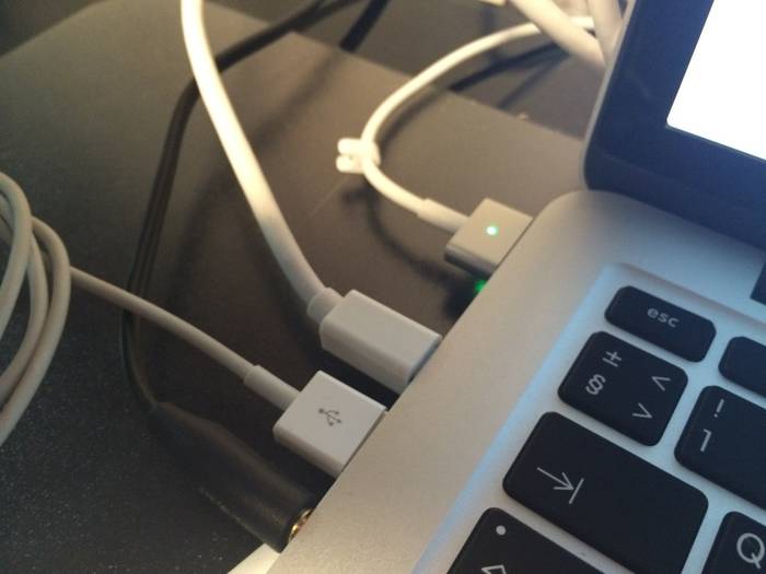 Что делать, макбук не включается Что делать, макбук не включается