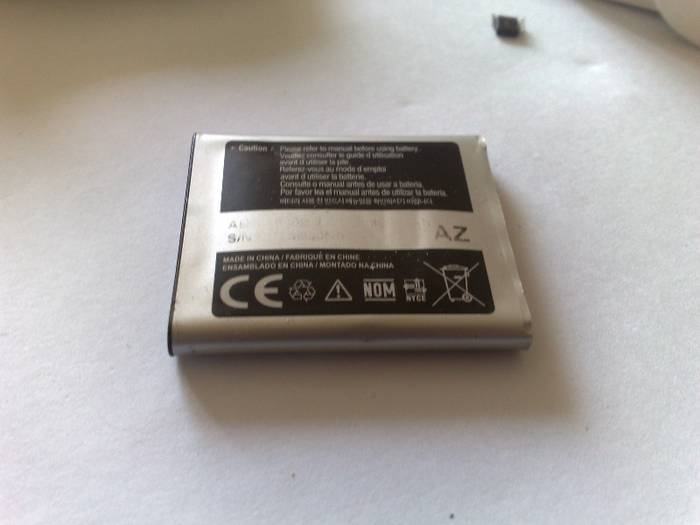 Что делать, не включается сотовый телефон