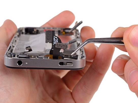 Что делать, не включается сотовый телефон