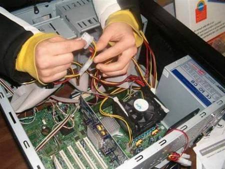 Что делать пользователю если компьютер не включается