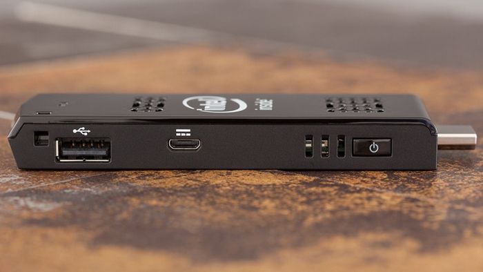 Intel Compute Stick – компьютер на основе Windows размером с пачку жевательной резинки Intel Compute Stick – компьютер на основе Windows размером с пачку жевательной резинки