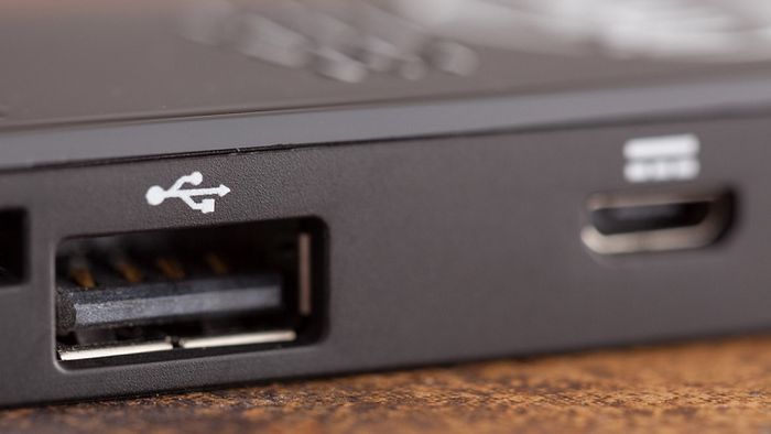 Intel Compute Stick – компьютер на основе Windows размером с пачку жевательной резинки Intel Compute Stick – компьютер на основе Windows размером с пачку жевательной резинки