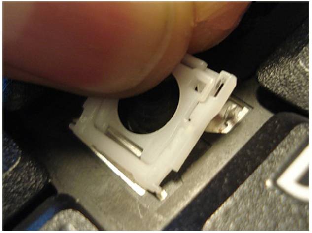 Как вставить кнопку в клавиатуру на ноутбуке