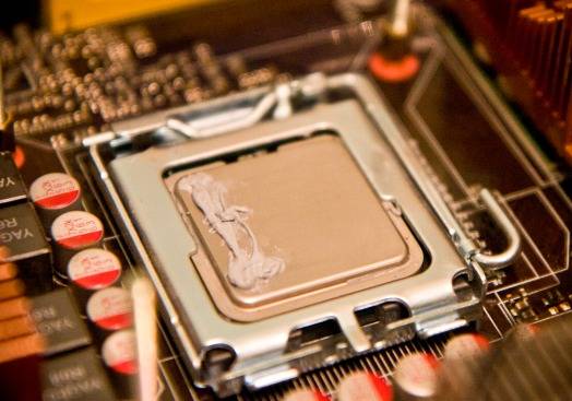 Как выбрать и сменить термопасту для ноутбука Как выбрать и сменить термопасту для ноутбука