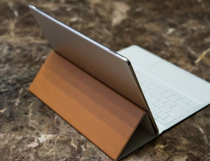 MWC 2016: планшет с Windows 10 от Huawei