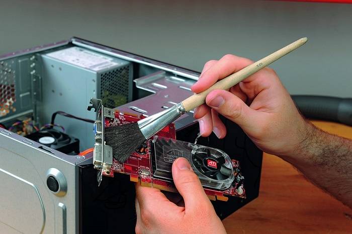 Почему у меня компьютер выключается сам по себе