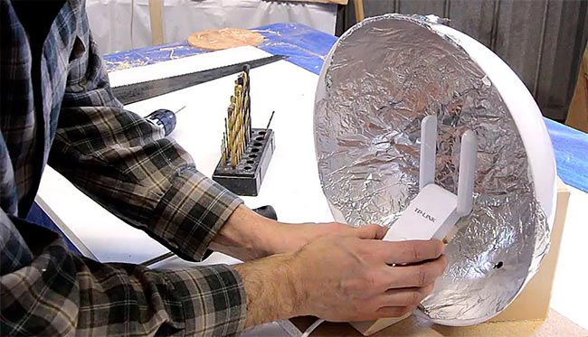 Как усилить сигнал вай фай роутера