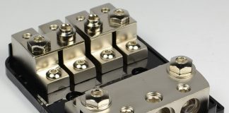 Дистрибьюторы: Определение, Роль и Применение