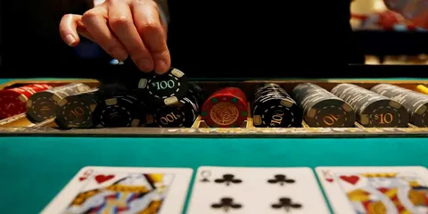 Сравнение и особенности выбора между онлайн и оффлайн казино: преимущества, недостатки и критерии выбора