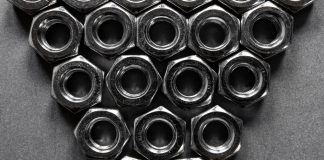 Гайки и потайные винты: особенности, применение и выбор