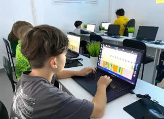 Дети vs. Код: Почему школа программирования — это инвестиция в будущее вашего ребенка?